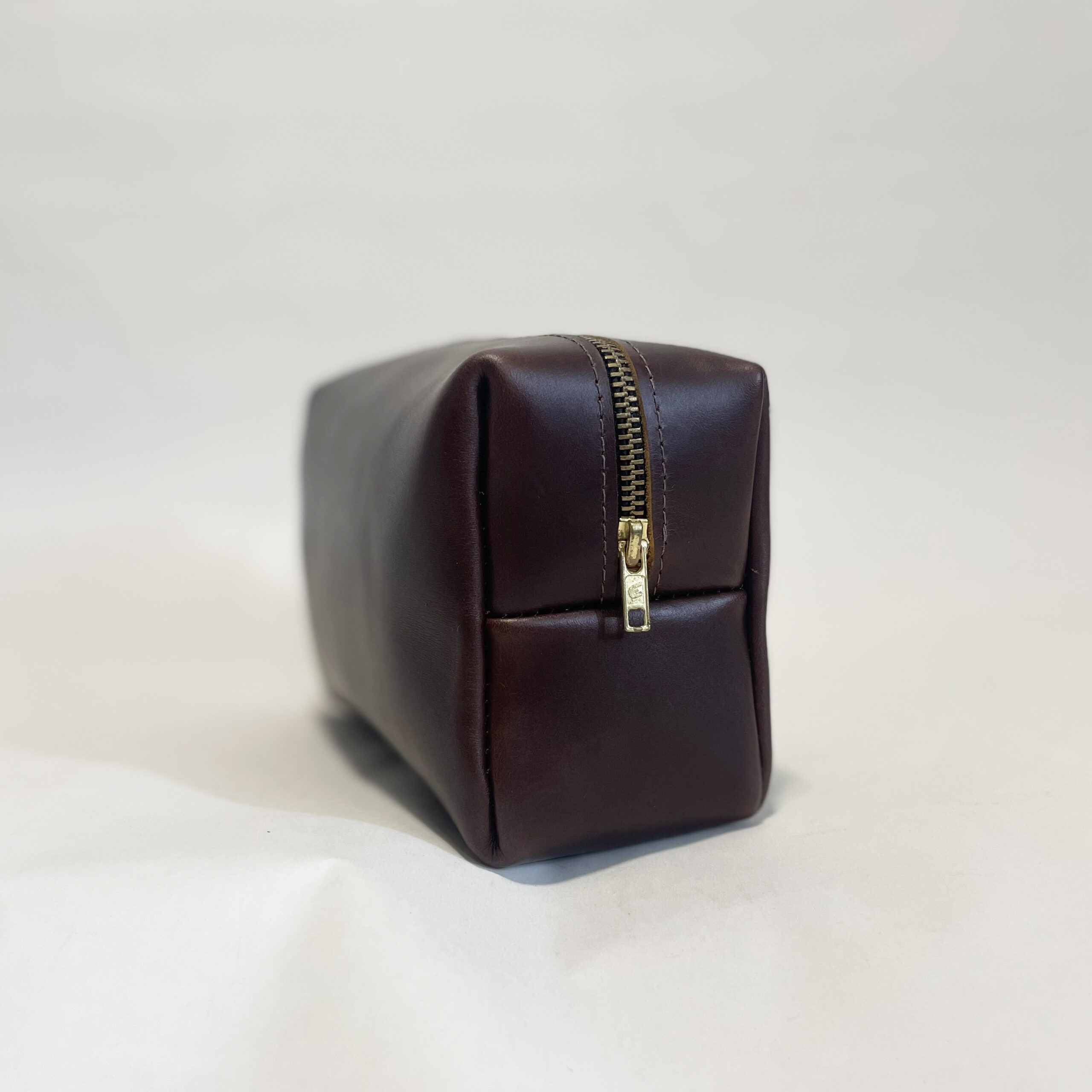 brown leather dopp kit