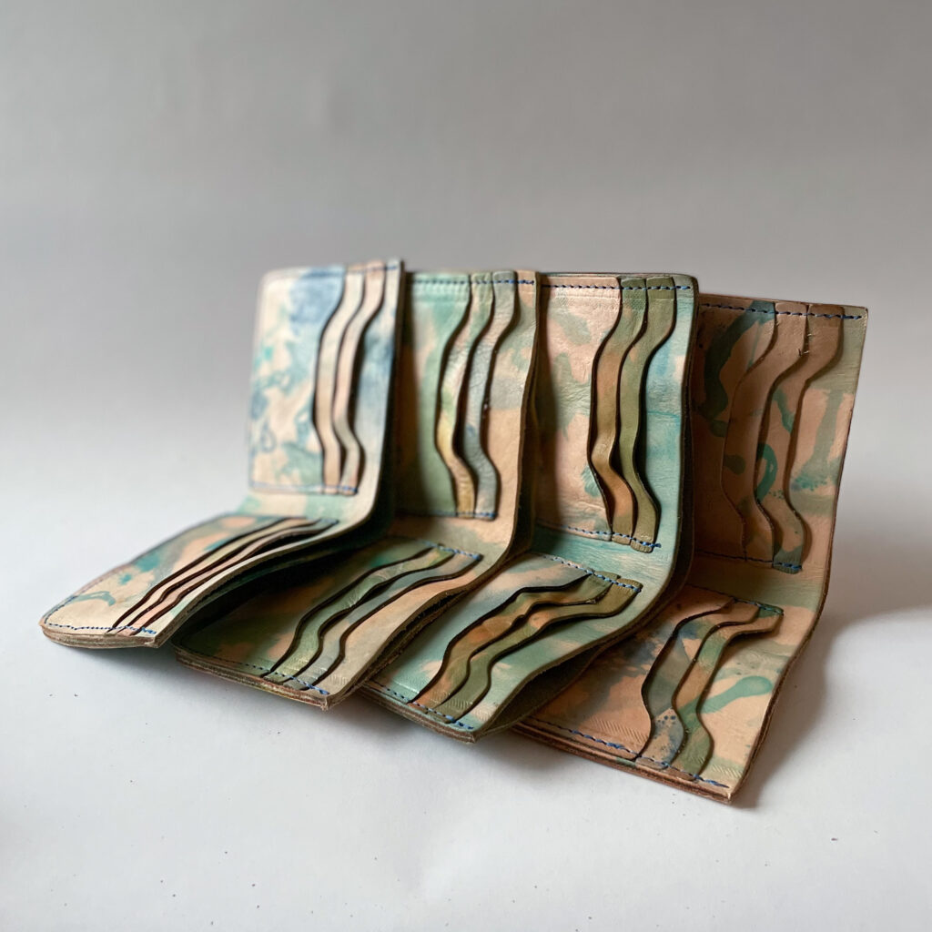 bifold wallet