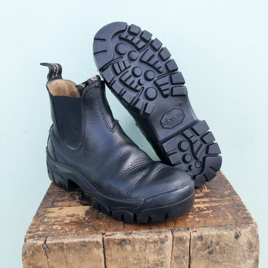 blundstone bifida